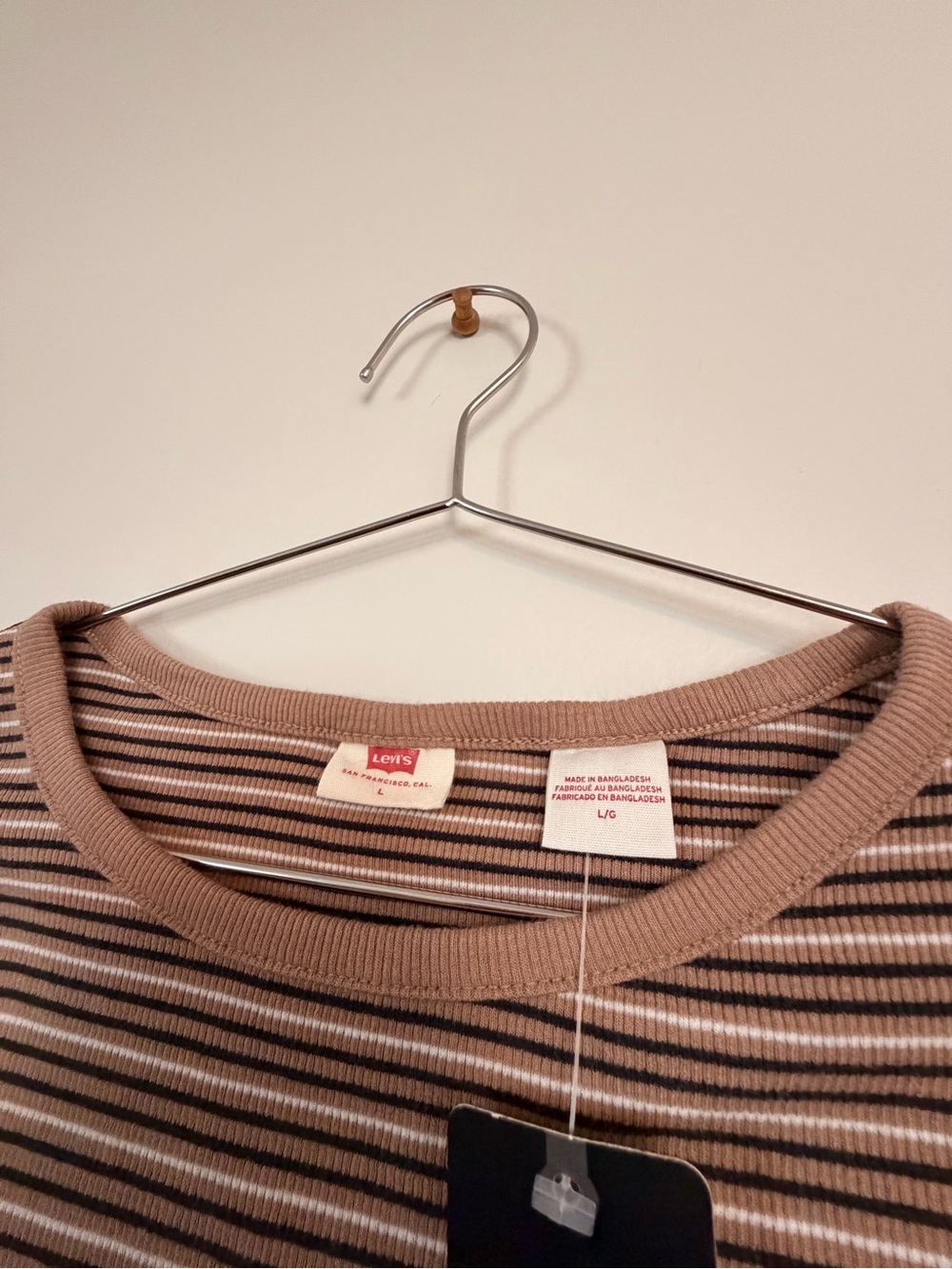 Levi's Women's Hayes Long-Sleeve Tee - Picture 4 of 5